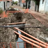 Avanza limpieza de canales en la parroquia El Carmen