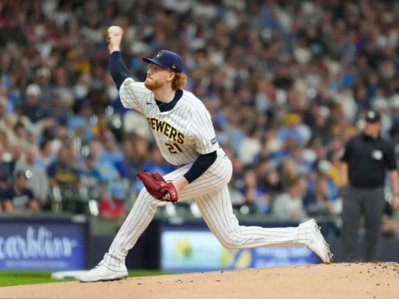 May y Pivetta abren el Juego 3 entre Milwaukee y San Diego