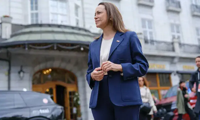 Machado expresa respaldo a Rodrigo Paz en medio de la crisis política en Bolivia