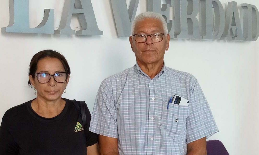 Padres del muerto en Veritas