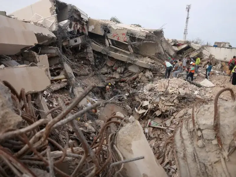 Cifras del sismo del 24‑jun: 4.490 muertos y 1.200 réplicas