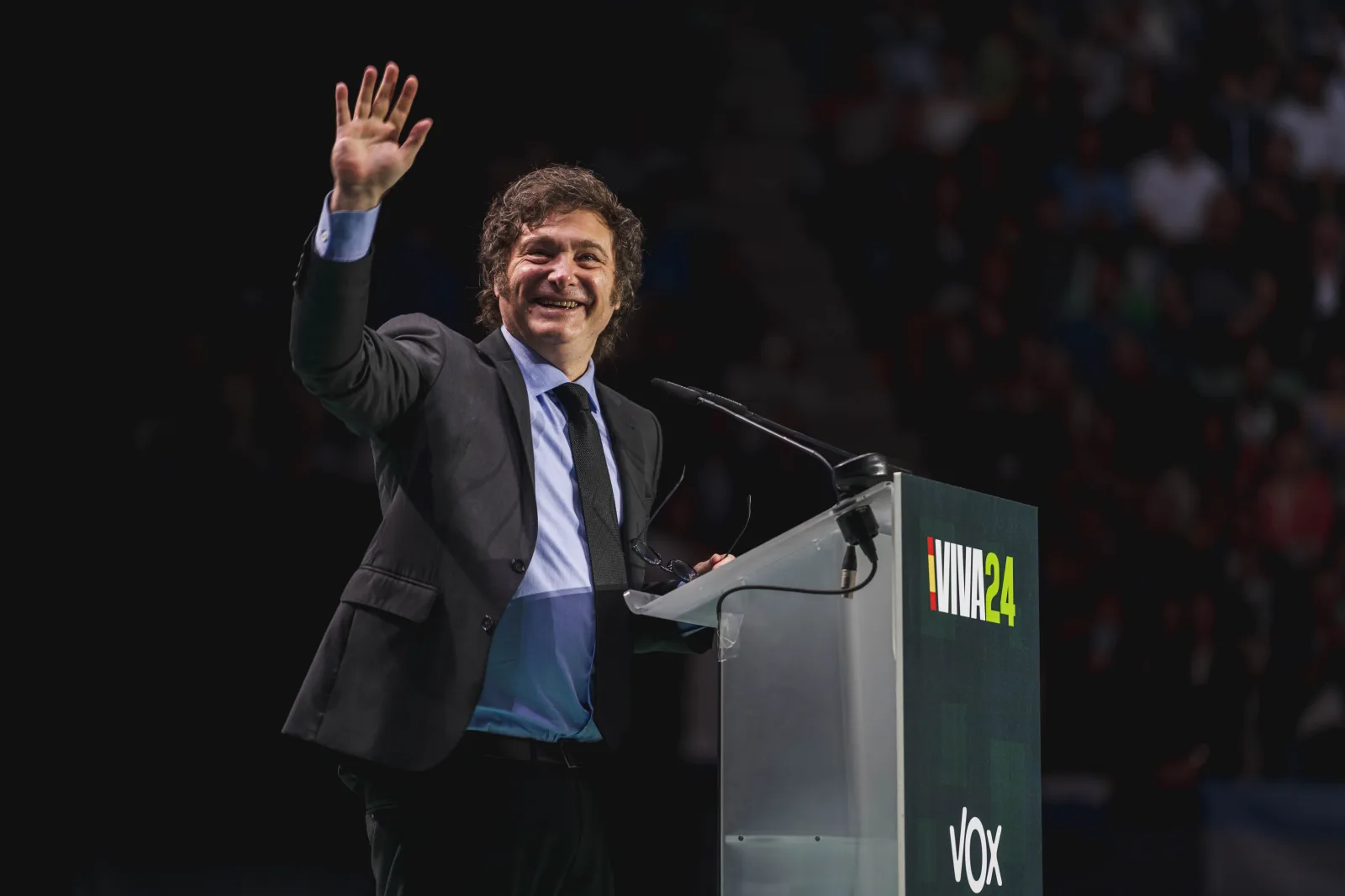 Milei y Caputo moderan su discurso ante un crecimiento débil