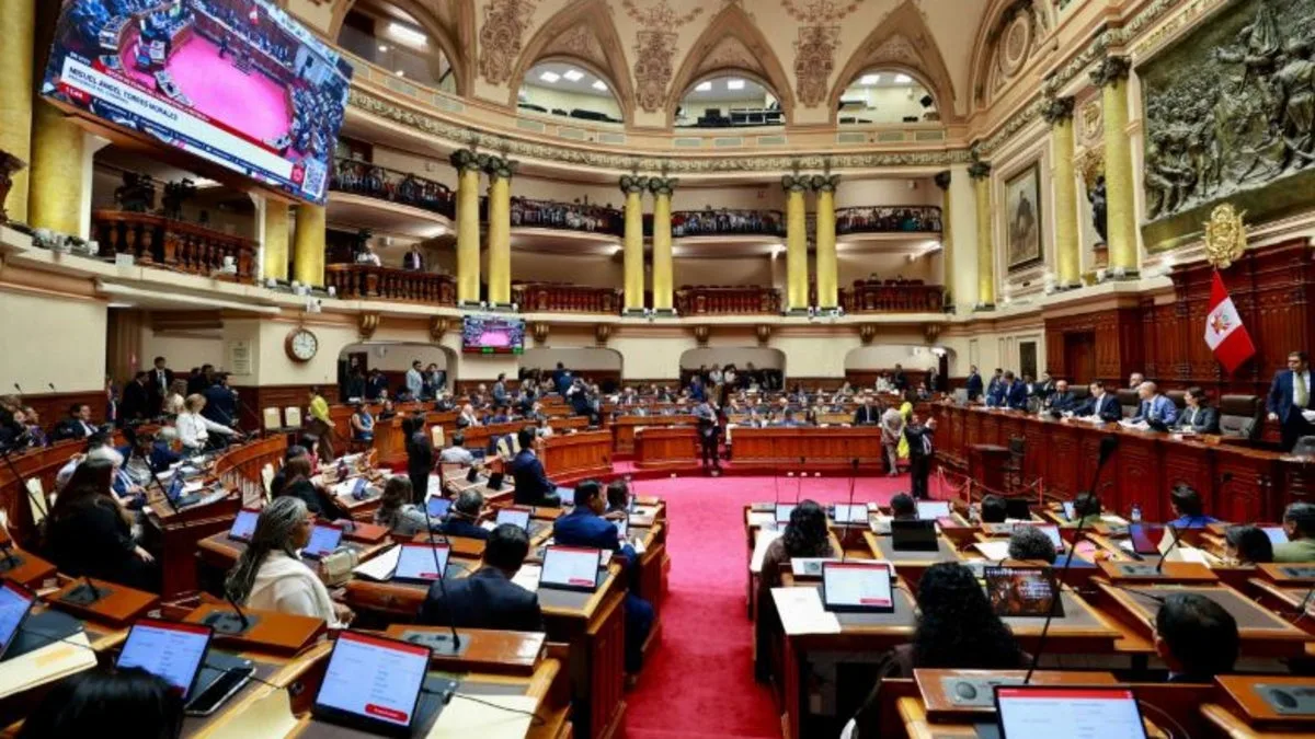 Congreso peruano avala S/ 8.288 millones para obras y prevención