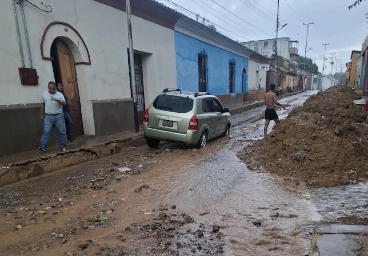 Lluvias en Carora dejaron fallas eléctricas y vías hundidas