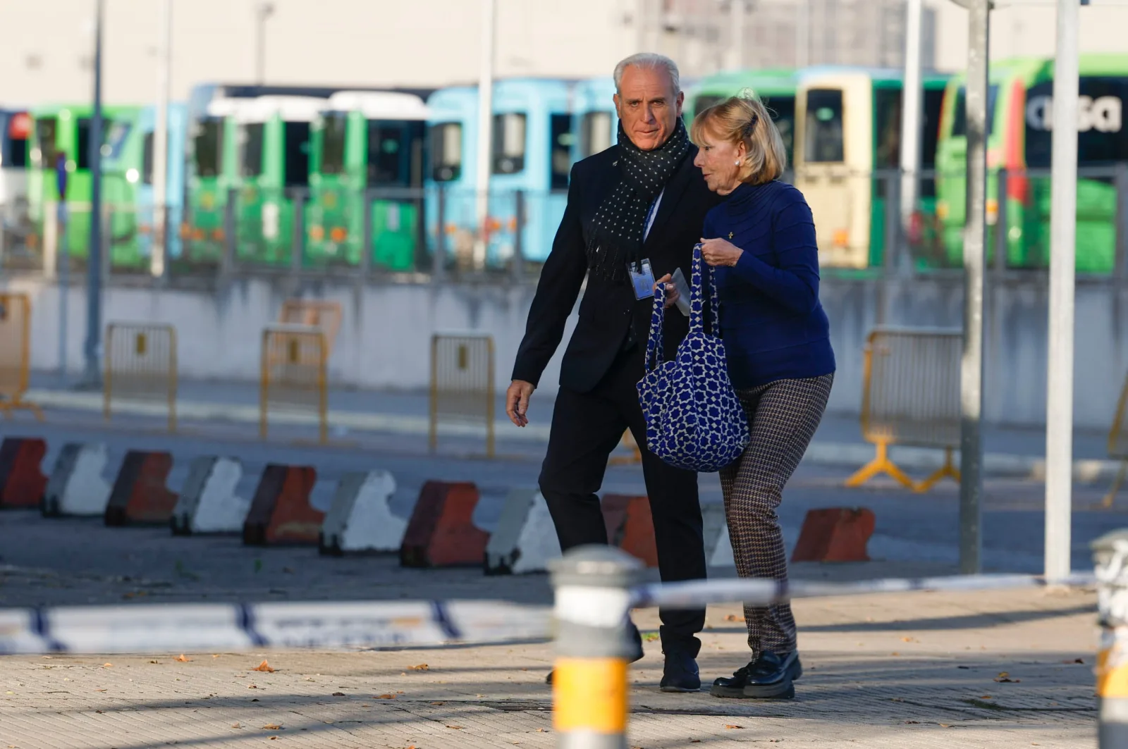 Aguirre defiende el golf del Canal y se aparta del caso Lezo