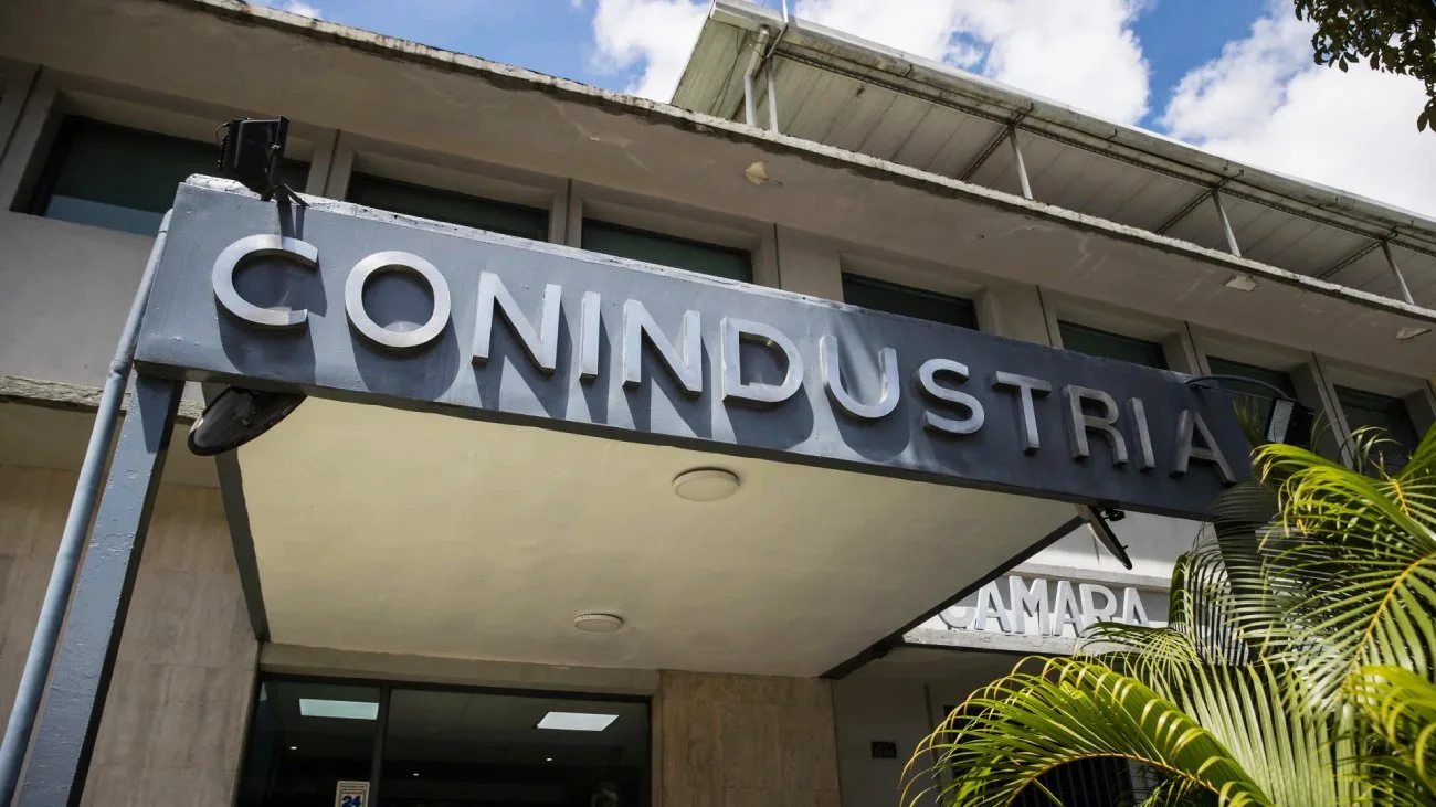 Conindustria ve impacto acotado de los terremotos y niega riesgo de desabastecimiento