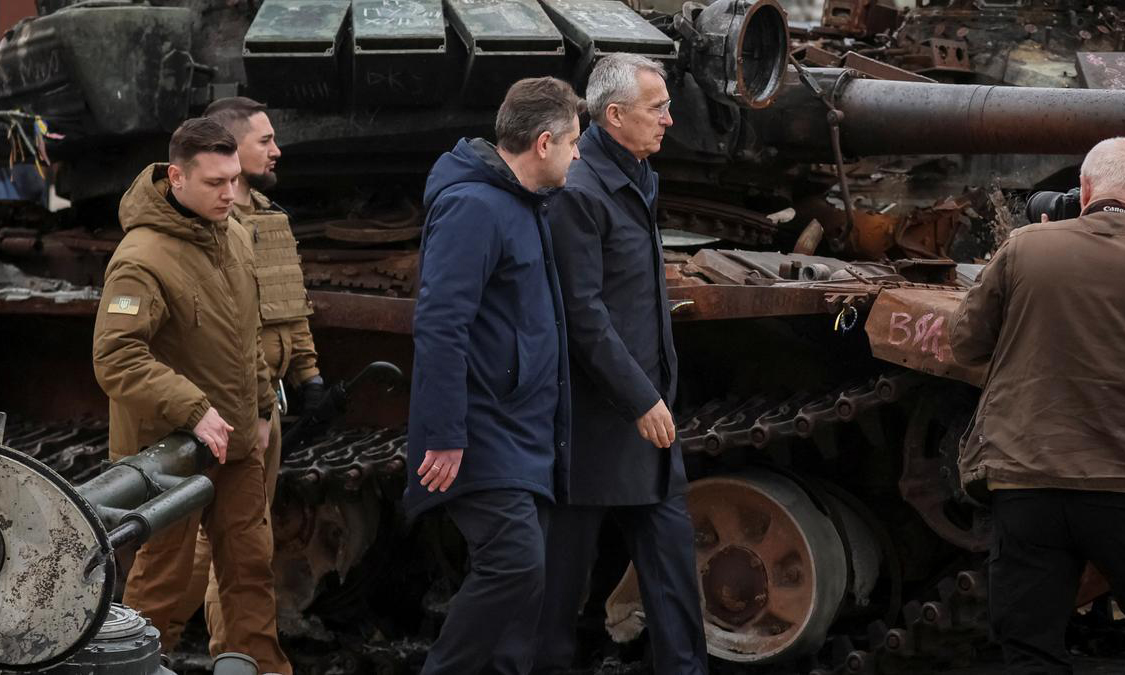 Secretario general de la OTAN visita Ucrania