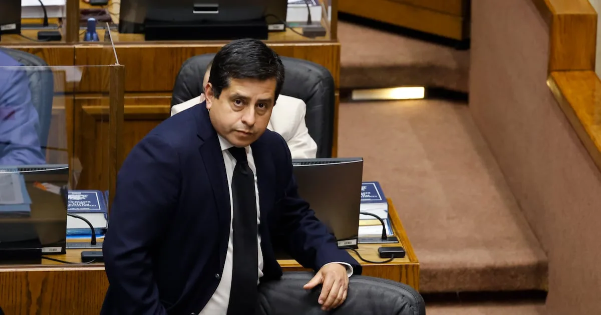 PPD cuestiona salida de Araya y pide destrabar la tensión
