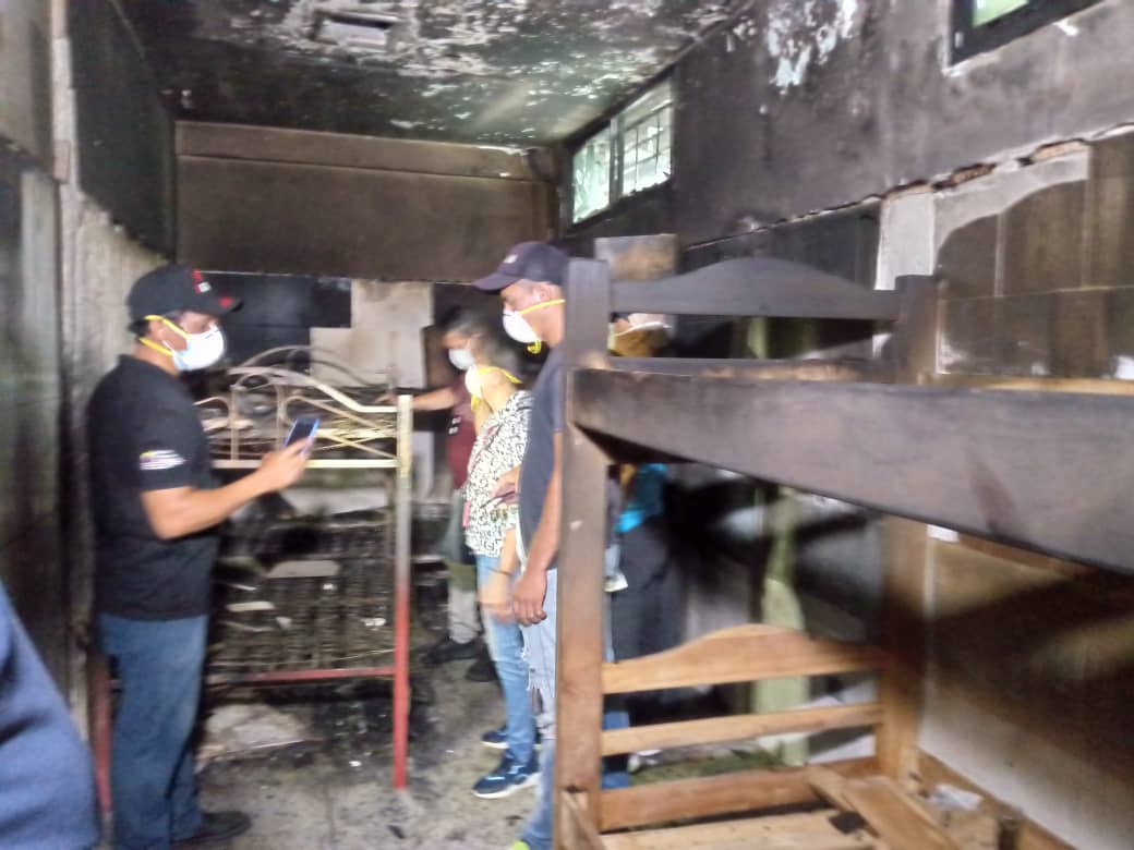 Cortocircuito generó incendio en área del hospital Razetti de Barinas