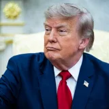 Trump bromea con rebautizar el Atlántico o el Pacífico