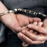 Arrestan a José Enrique Palomares por fraude con comprobantes falsos