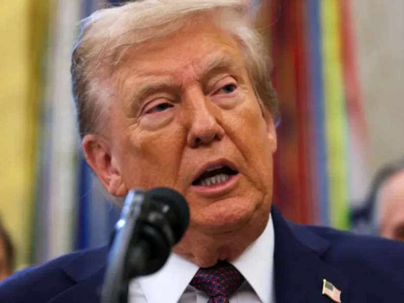 Trump evita descartar la construcción de una base militar en Venezuela