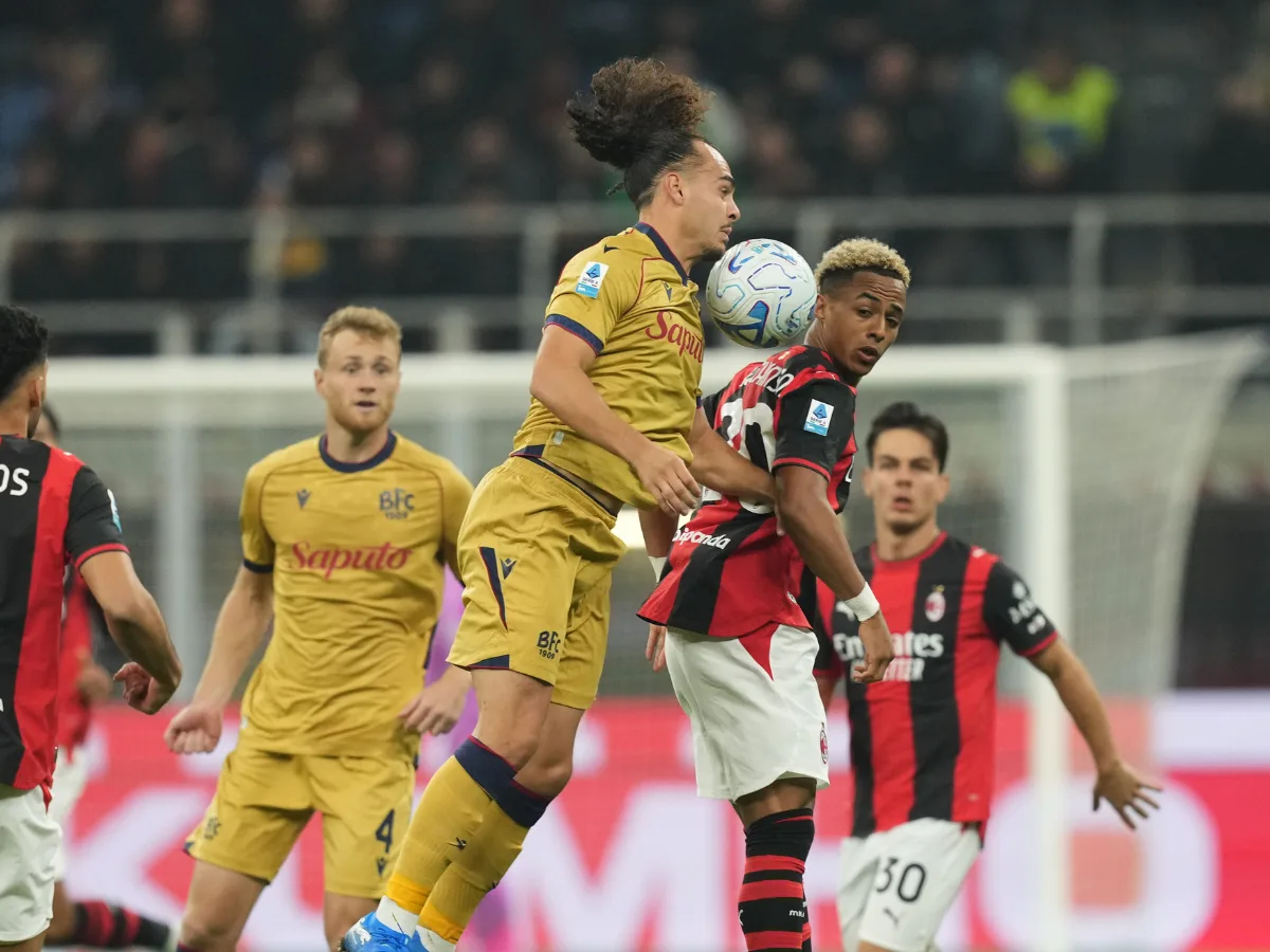 Bolonia castigó al Milan con cuatro goles y triplete de Mbangula