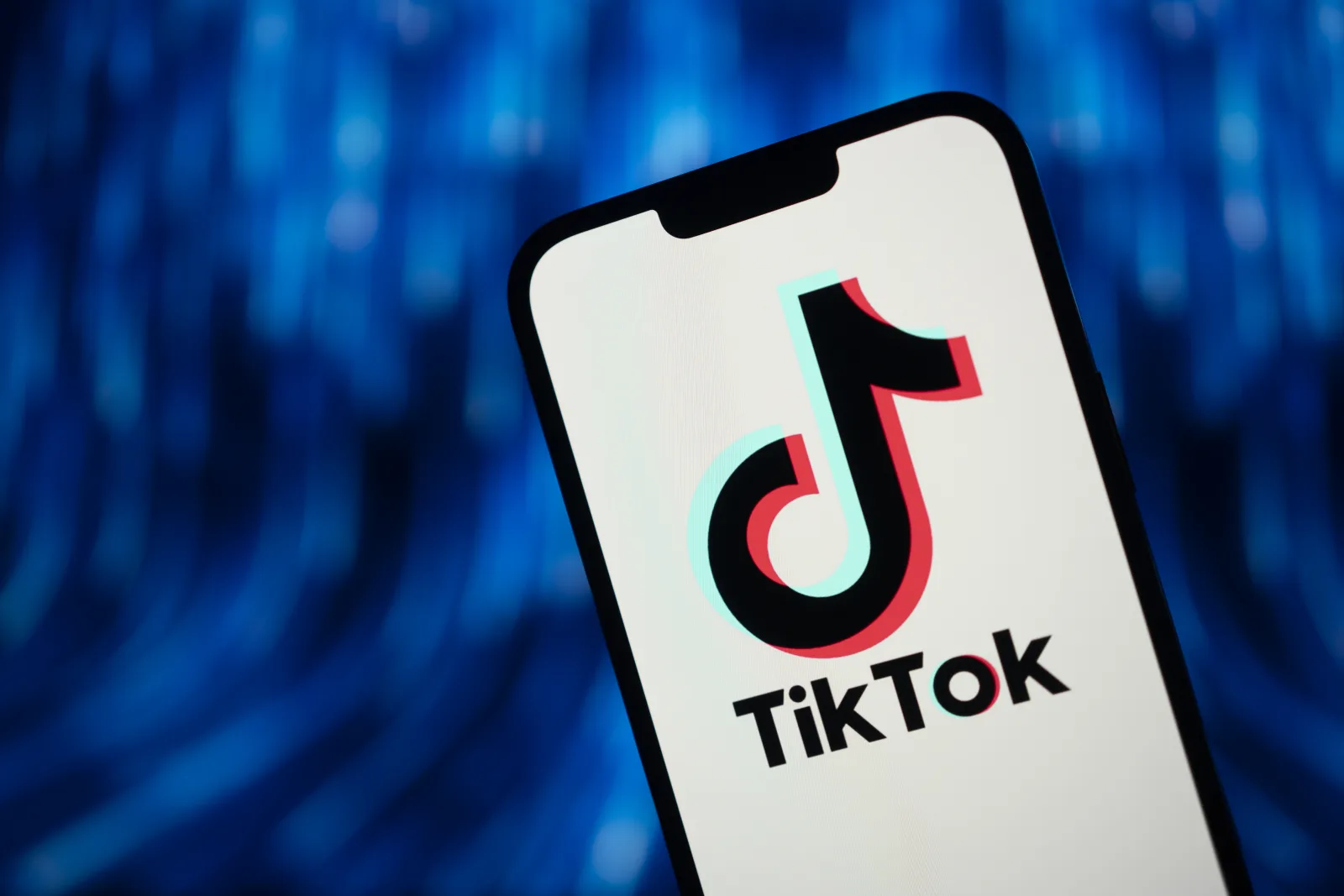 EE UU permite volver a TikTok en teléfonos oficiales
