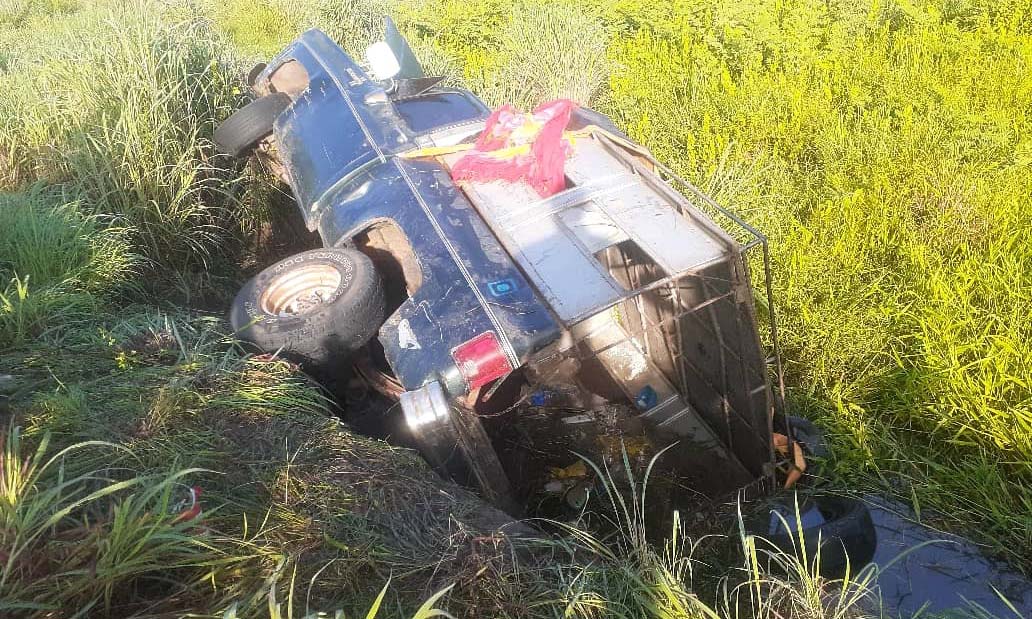 Vuelco de camioneta en Machiques deja a dos niños yukpas heridos