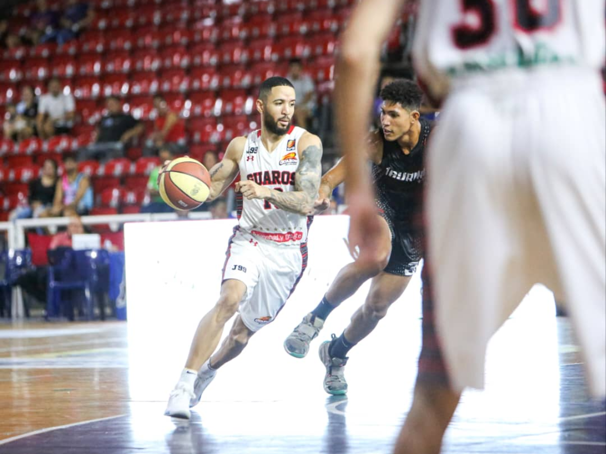 Guaros arrasan a Centauros