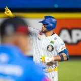 Ángel Reyes lideró el triunfo de Magallanes ante Caribes