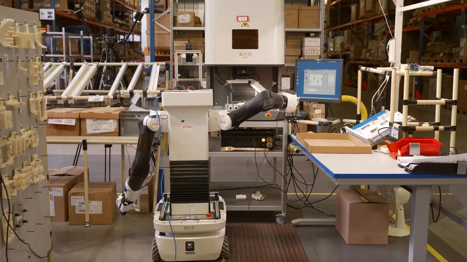 Bleu Robotics levanta 5 millones para acelerar robots humanos