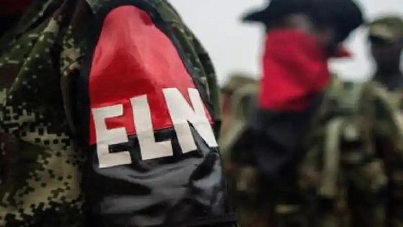 Un muerto y cinco heridos en choque en la frontera