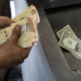 Menor brecha no detiene la presión cambiaria sobre el dólar