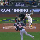 Jackson Chourio suma su sexto jonrón en siete juegos