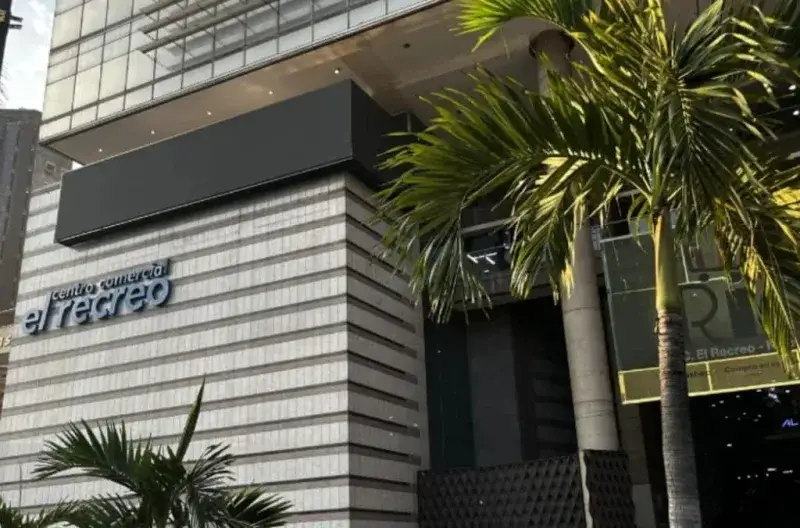 Cavececo reporta reapertura parcial de centros comerciales tras el sismo del 24 de junio