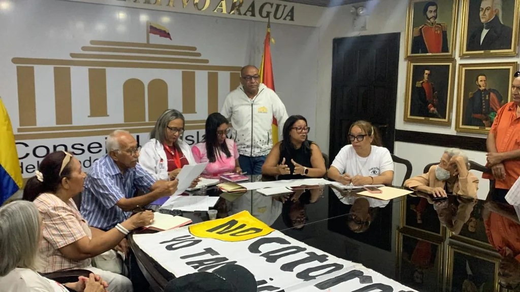 Jubilados de Aragua exigen cirugías de cataratas antes del 15N