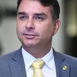 Flávio Bolsonaro em entrevista (3x4)