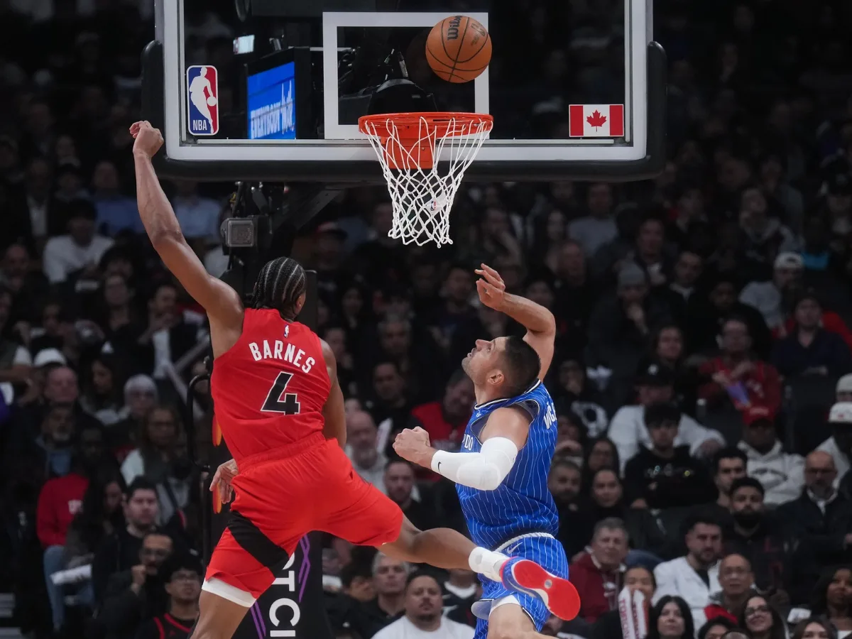 Toronto pasó por encima de Orlando y ganó 129-99