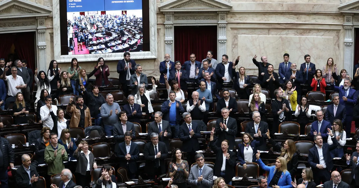 La caída contra el DNU 70 abrió grietas en la oposición