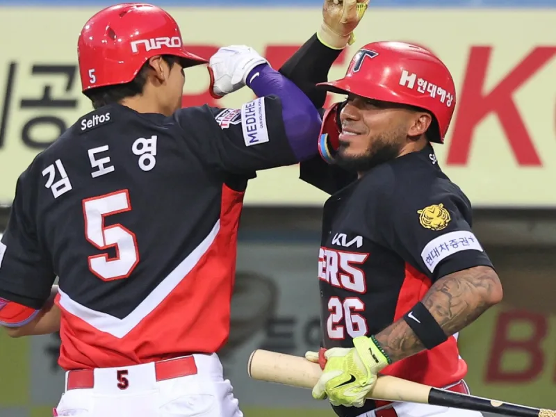 Castro conecta dos vuelacercas y suma 21 en Corea