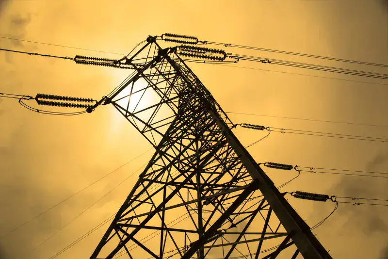 FERC ordena acelerar el acceso de centros de datos a la red eléctrica