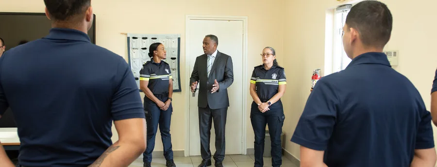Arthur Dowers advierte falta de 80 policías en Aruba desde 2017