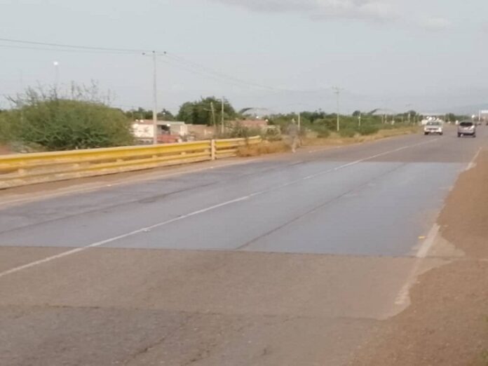 
			Sigue el peligro latente en el puente de San Agustín que ocasionó la muerte de niña cabimera		