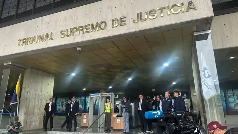 Publican lista de 127 aspirantes al Comité Judicial