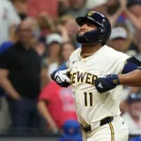 Chourio define a Milwaukee y suma otro récord en playoffs