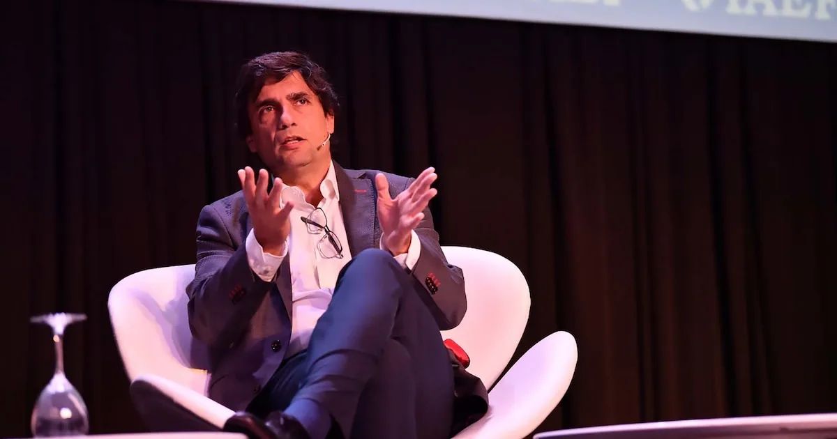 Lacunza defendió las PASO y frenó pactos con Milei