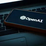 OpenAI descubre cámara oculta en sus oficinas y entrega caso al FBI
