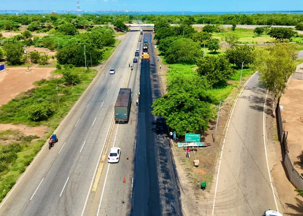 Plan de asfaltado en Zulia roza las 500 mil toneladas