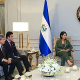 Keiko Fujimori lleva a Bukele una invitación para ir al Perú