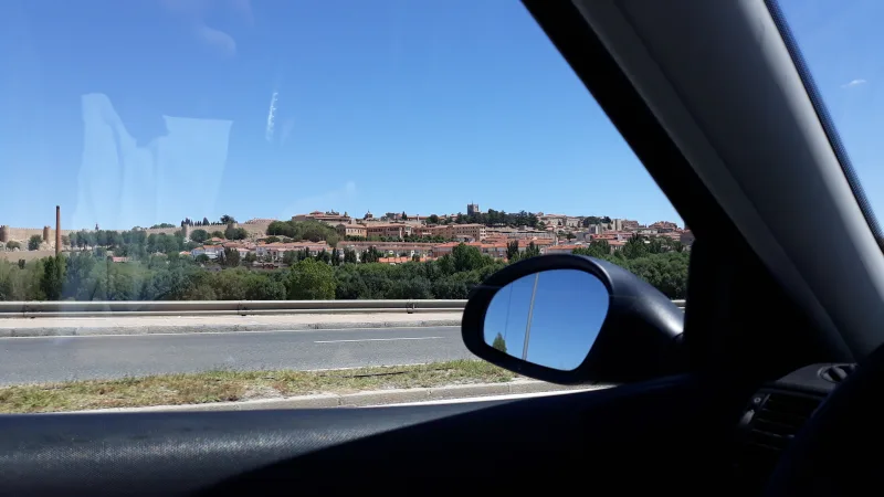 File:Ávila y sus murallas.jpg