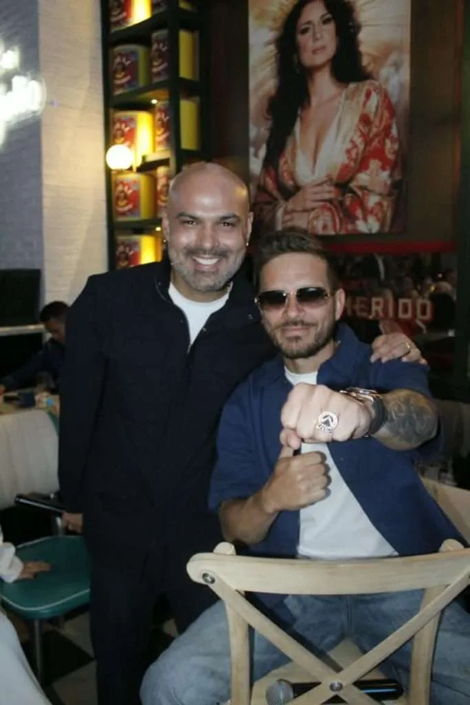 Omar Enrique y Omar Acedo lanzan Live Session de nueve temas