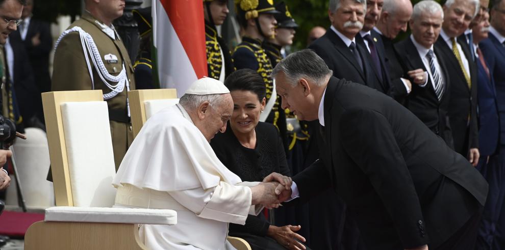 El Papa desde Hungría: ¿Dónde están los esfuerzos para la paz en Ucrania?