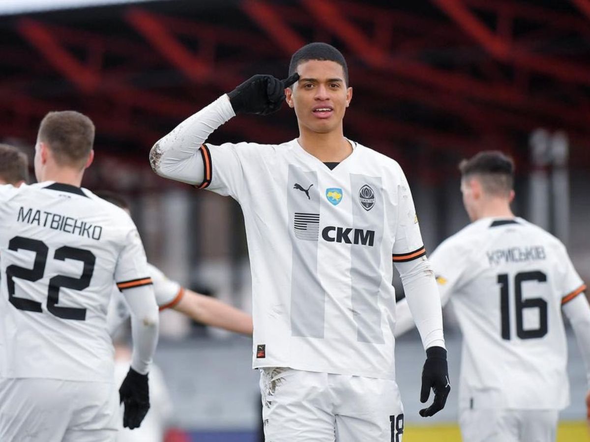 Kevin Kelsy anotó el tercero en Ucrania