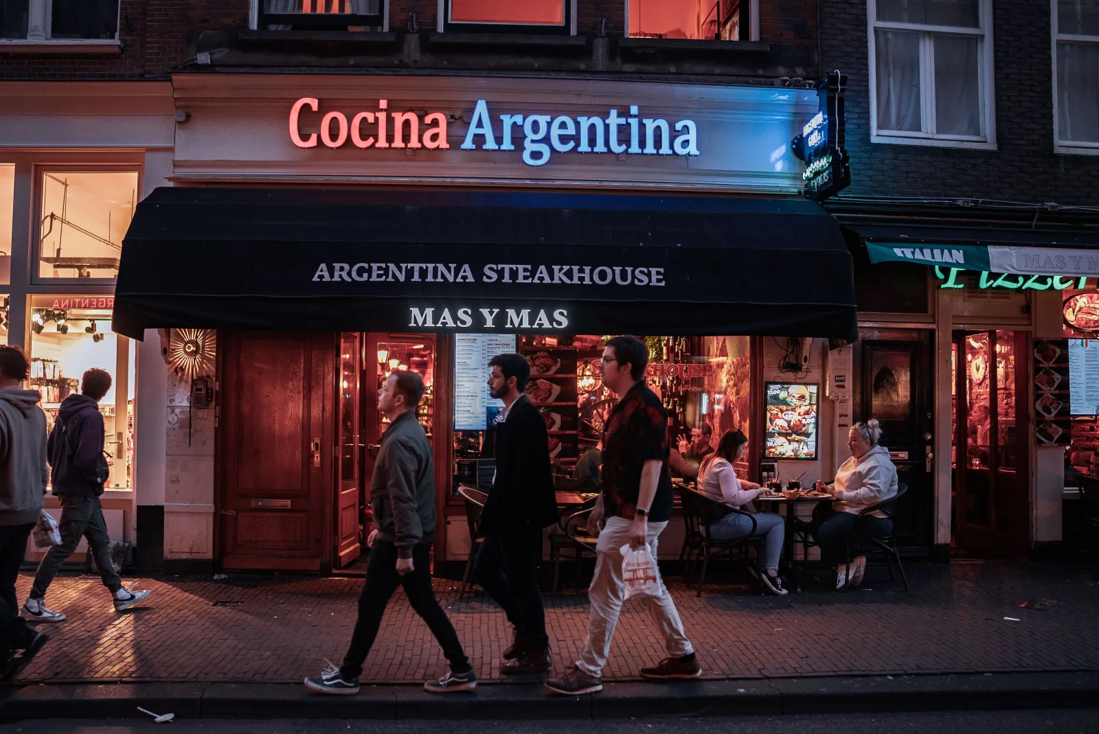 El consumo masivo cayó 2,9% en el primer semestre en Argentina