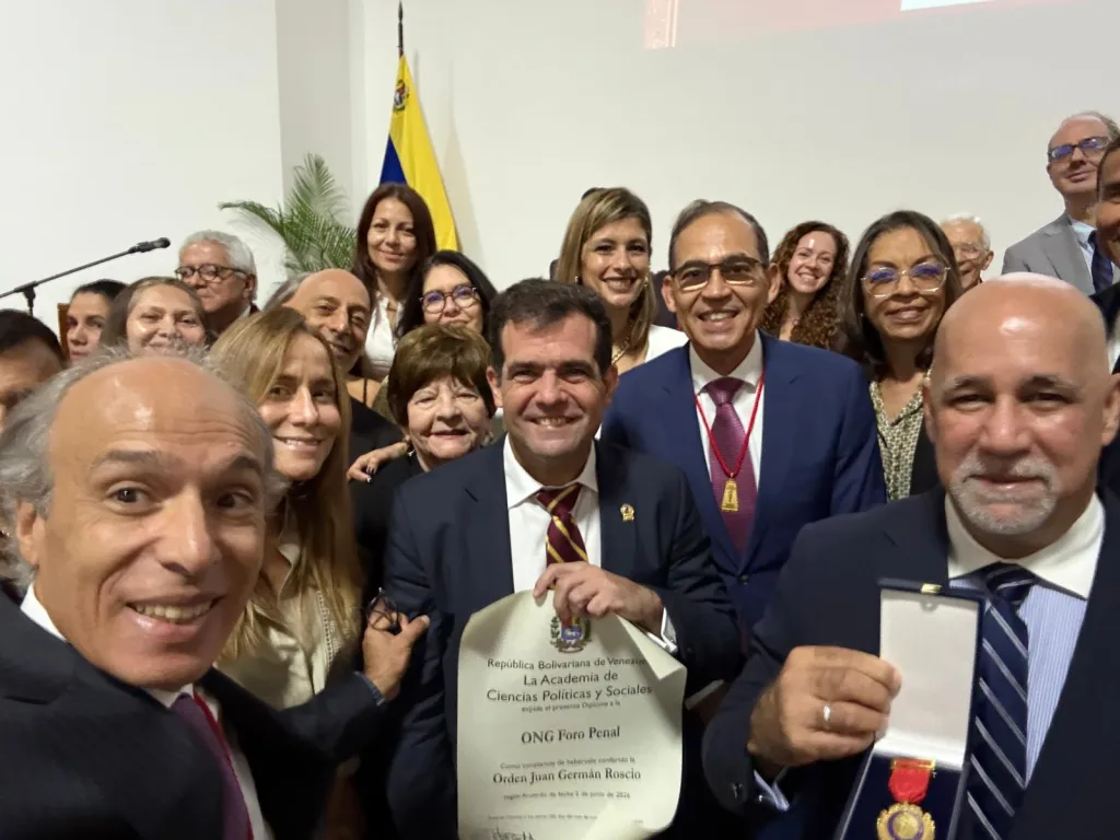 Badell alerta sobre presos políticos y pide diálogo al Gobierno