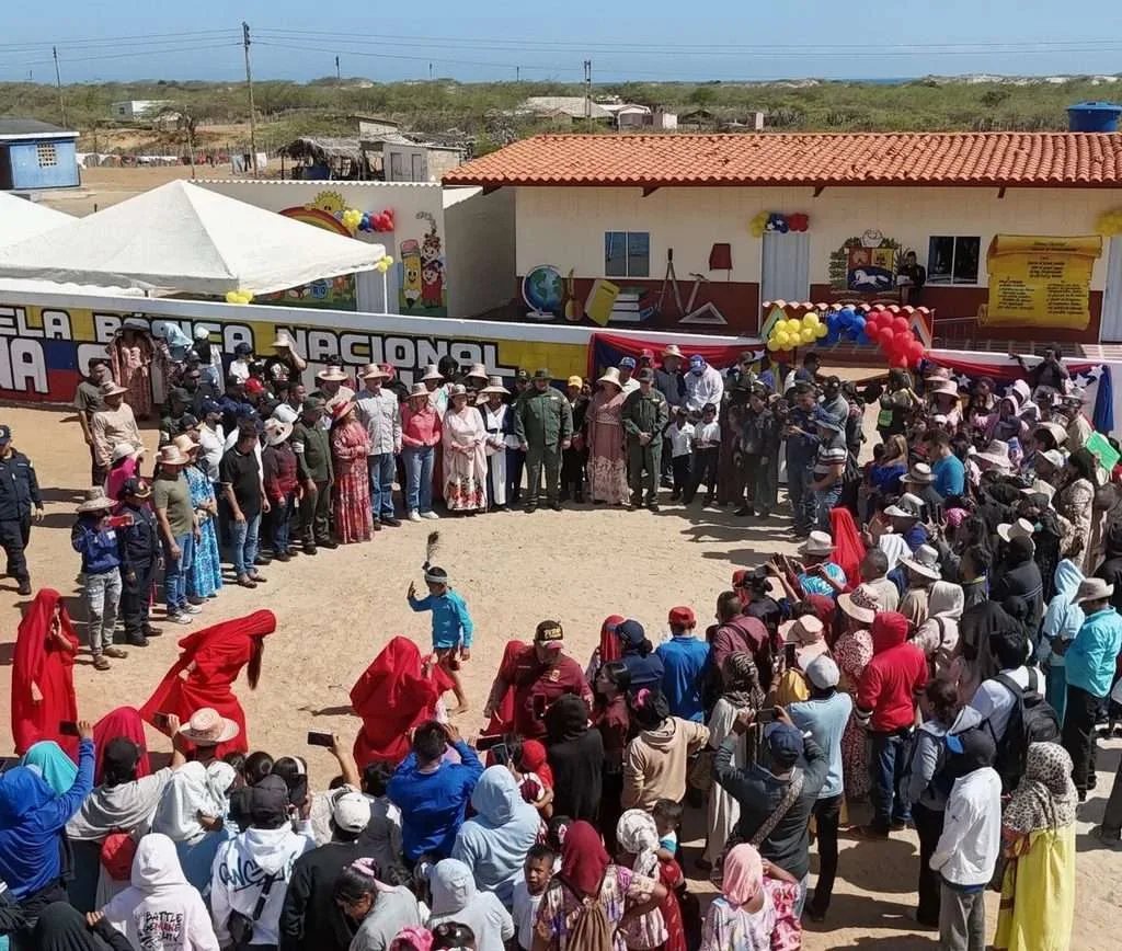 Rehabilitan dos escuelas indígenas en la Alta Guajira zuliana