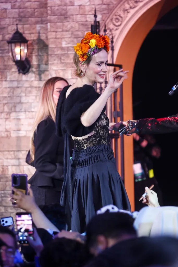 Sarah Paulson propone una versión mexicana de la serie de terror
