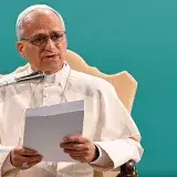 Vaticano pone fin a los recortes salariales de cardenales