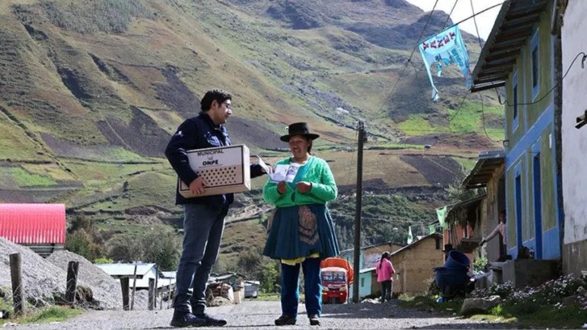 ONPE asesora a 139 municipios para comicios de centros poblados
